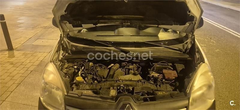 Usado Renault Kangoo SE 90 CV (66 kW) 2016 Blanco Familiar