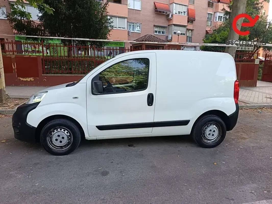 Usado Fiat Fiorino 79 CV (58 kW) 2017 Blanco Monovolumen