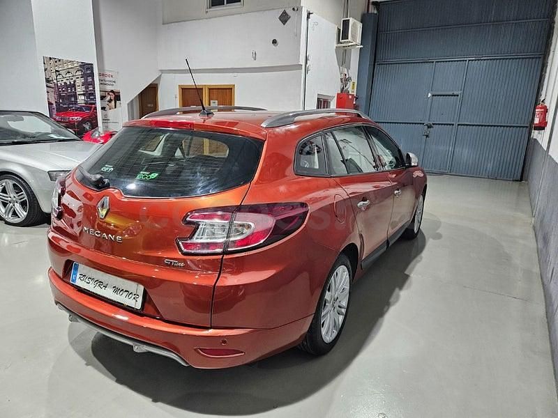 Usado Renault Mégane GrandTour GT 110 CV (80 kW) 2011 Marrón Familiar