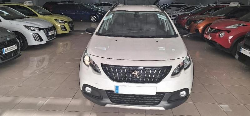 Usado Peugeot 2008 GT-line 110 CV (80 kW) 2019 Blanc nacre SUV