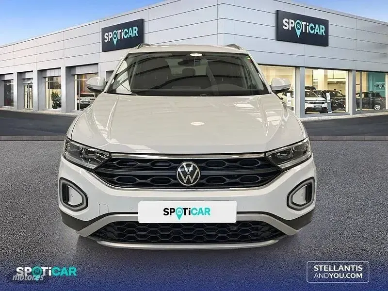 Usado VW T-Roc Life 115 CV (84 kW) 2024 Negro SUV