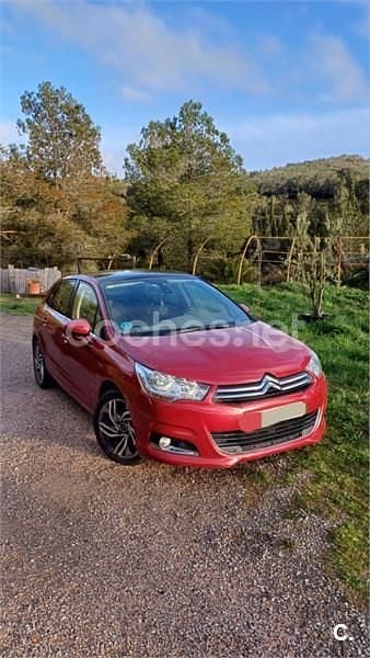 Rojo Usado 2011 Citroën C4 Exclusive Berlina | 3700 € (Buen precio) - Imagen 1/4