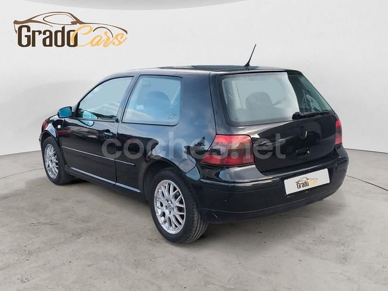 Usado VW Golf IV 110 CV (80 kW) 2001 Negro Berlina