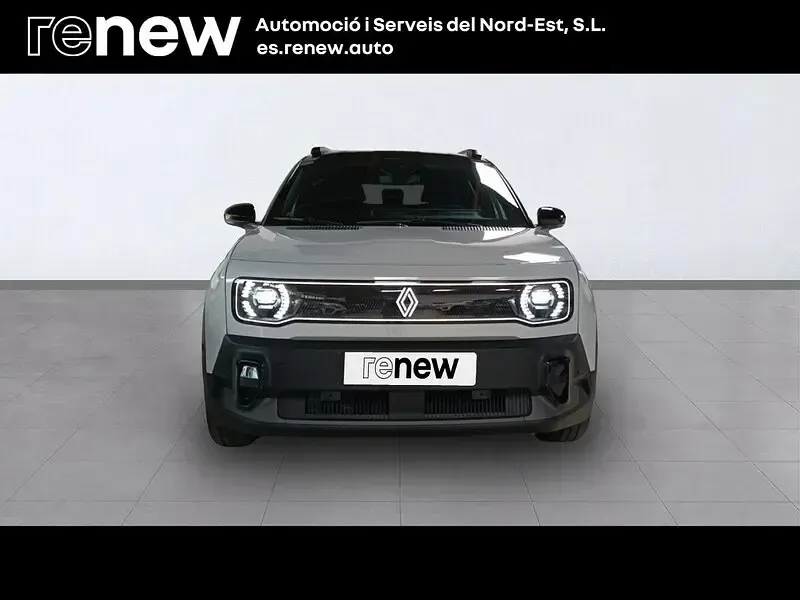 Usado Renault R4 110 kW (150 CV) 2025 Blanco Berlina