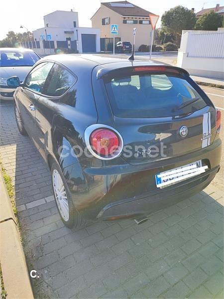 Usado Alfa Romeo MiTo 85 CV (62 kW) 2016 Negro Utilitario