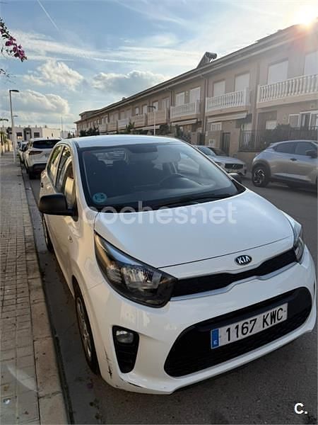 Blanco Usado 2019 Kia Picanto Comfort Utilitario | 8300 € (Buen precio) - Imagen 1/4
