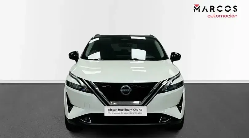 Usado Nissan Qashqai N-Connecta 140 CV (102 kW) 2022 Bitono (blanco y negro) negra SUV