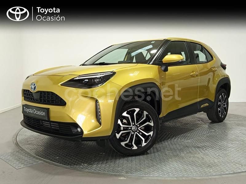 Usado Toyota Yaris Cross Active 116 CV (85 kW) 2024 Beige SUV