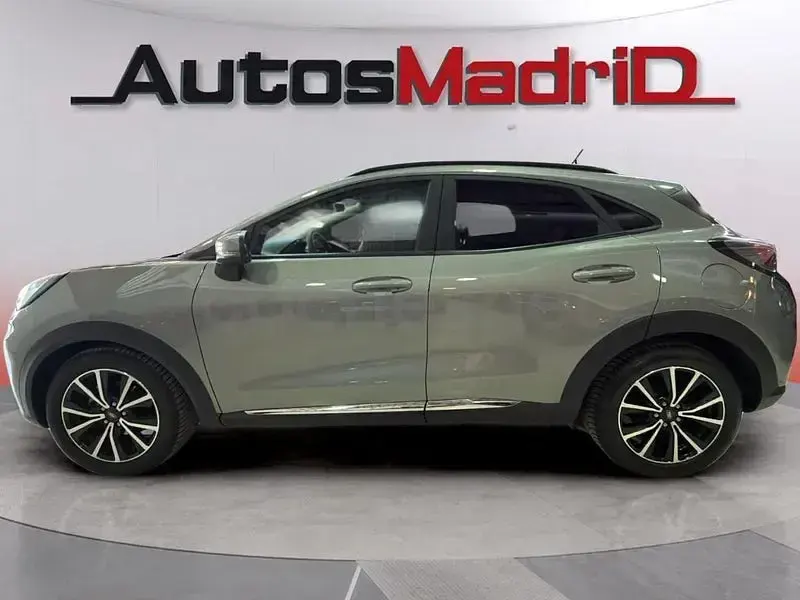 Usado Ford Puma ST-Line 125 CV (91 kW) 2021 Gris / plata SUV