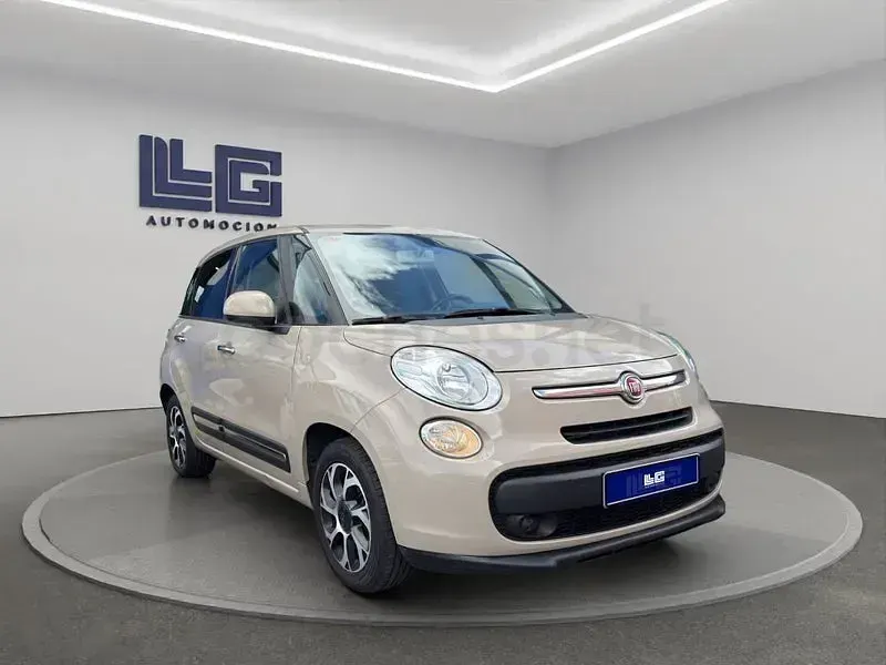 Usado Fiat 500L Lounge 95 CV (69 kW) 2016 Beige Monovolumen