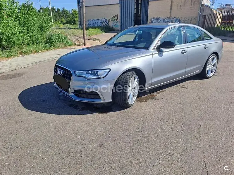 Usado Audi A6 204 CV (150 kW) 2012 Gris / plata Berlina