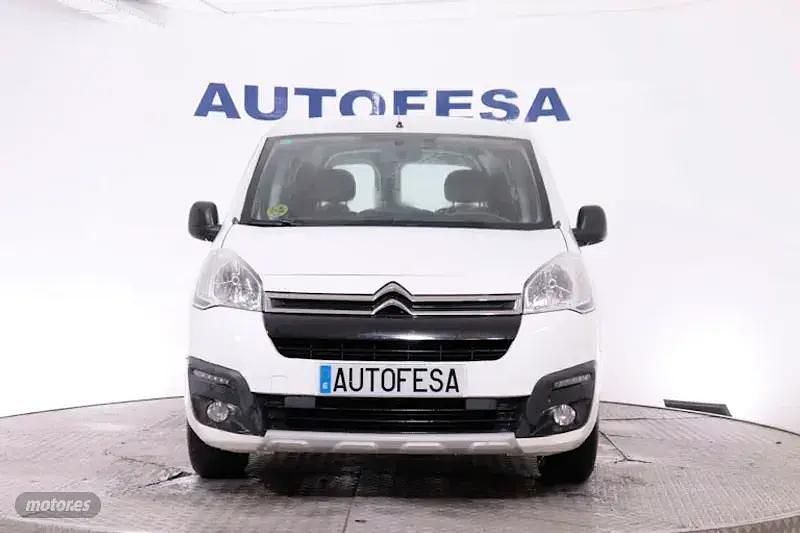 Usado Citroën Berlingo Live 75 CV (55 kW) 2015 Blanco Monovolumen