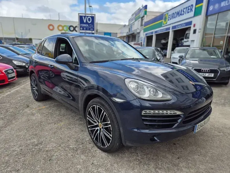 Usado Porsche Cayenne Platinum Edition 245 CV (180 kW) 2013 Azul SUV
