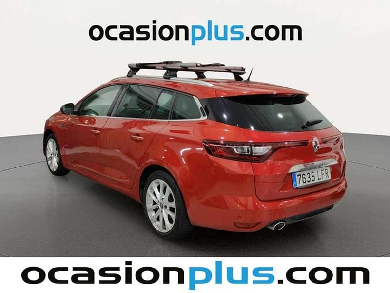 Usado Renault Mégane GrandTour Zen 116 CV (85 kW) 2020 Rojo Familiar