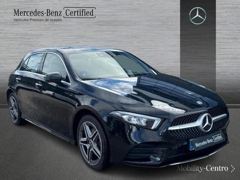 Usado Mercedes A250 AMG line 160 CV (117 kW) 2021 Nachtschwarz  unilack