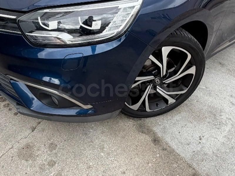 Usado Renault Grand Scénic IV Zen 160 CV (117 kW) 2018 Azul Monovolumen
