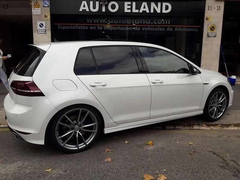 Usado VW Golf VII R 300 CV (220 kW) 2014 Blanco Coupe