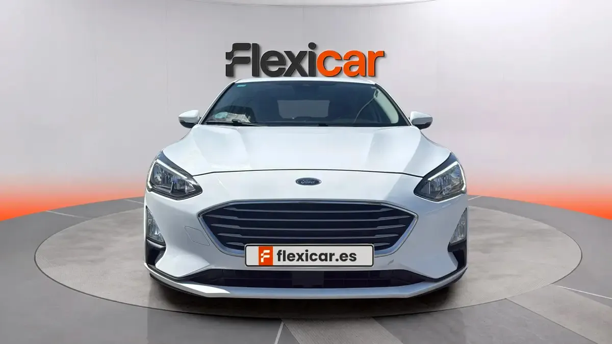 Usado Ford Focus Trend 95 CV (69 kW) 2019 Blanco Berlina