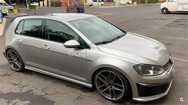 Gris / plata Usado 2016 VW Golf VII Edition Familiar | 12.500 € (Caro) - Imagen 1/4