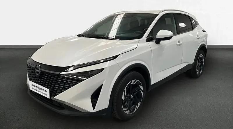 Usado Nissan Qashqai N-Connecta 158 CV (116 kW) 2025 Sapporo white (sólido) SUV
