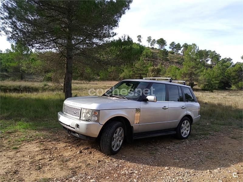 Gris / plata Usado 2002 Land Rover Range Rover Vogue SUV | 10.900 € (Precio justo) - Imagen 1/4
