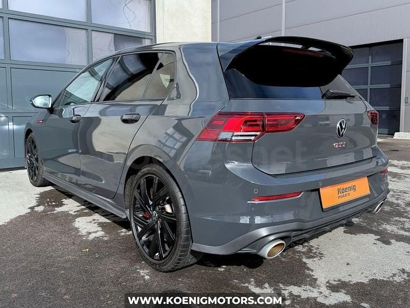 Usado VW Golf VIII GTI Clubsport 301 CV (221 kW) 2022 Gris / plata Berlina