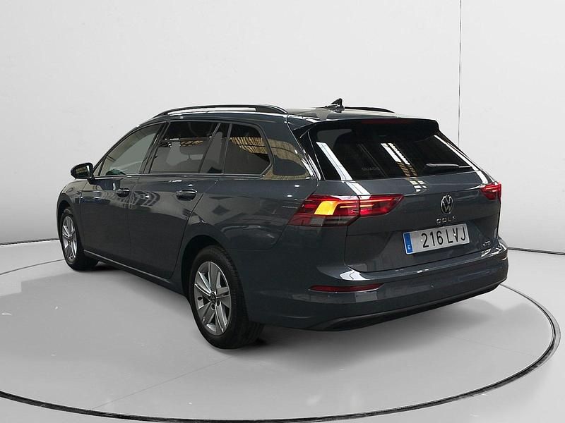 Usado VW Golf VIII Life 110 CV (80 kW) 2021 Negro