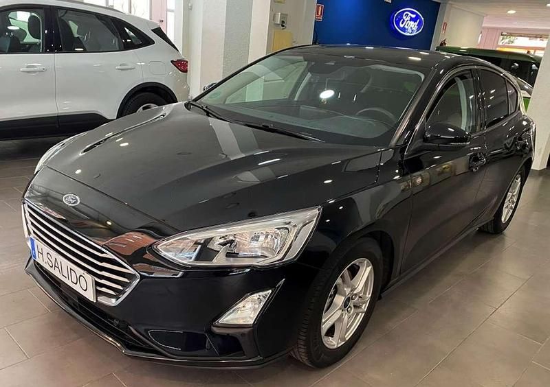 Usado Ford Focus Trend+ 125 CV (91 kW) 2019 Negro Utilitario