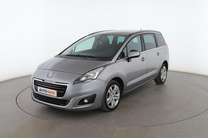 Usado 2016 Peugeot 5008 Style Monovolumen | 10.399 € (Precio justo) - Imagen 1/3