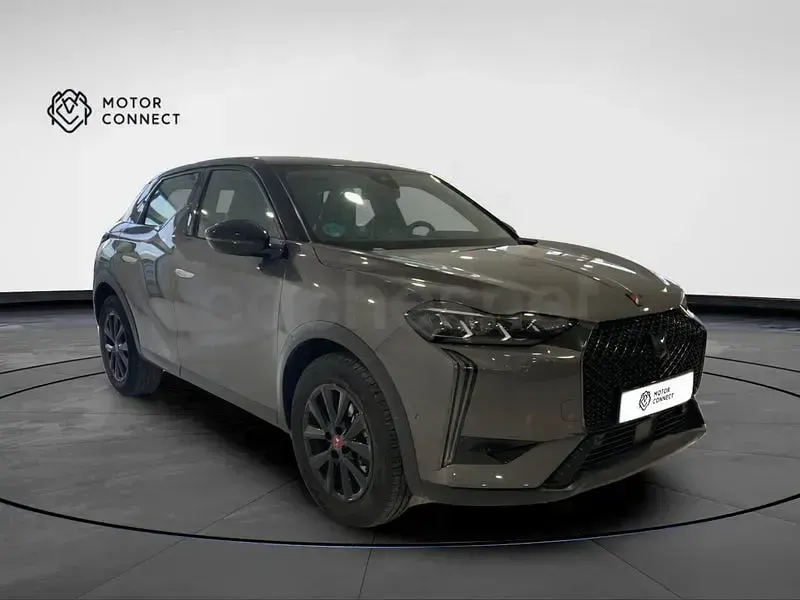 Usado DS Automobiles DS3 Performance 130 CV (95 kW) 2023 Gris / plata SUV