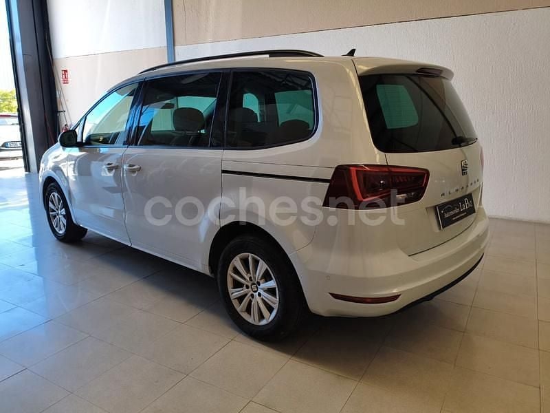 Usado Seat Alhambra Style 150 CV (110 kW) 2022 Gris / plata Monovolumen