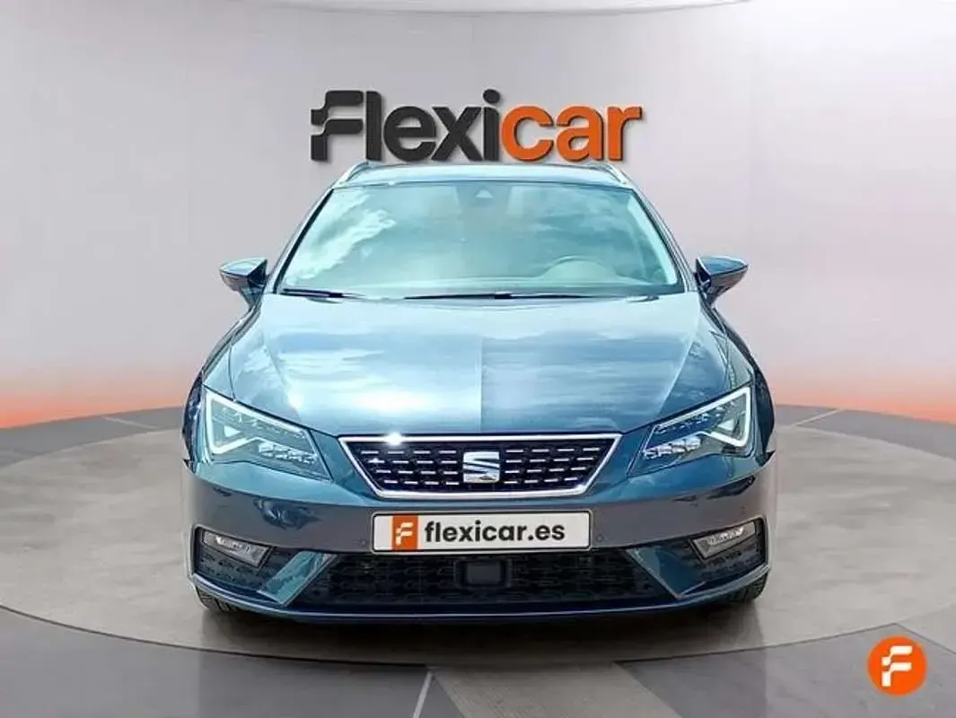 Usado Seat Leon ST XCELLENCE 131 CV (96 kW) 2020 Gris Familiar