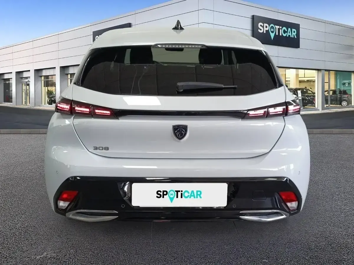 Usado Peugeot 308 Allure 145 CV (106 kW) 2025 Blanco Berlina