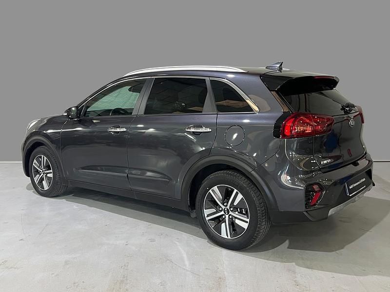 Begagnad Kia Niro 141 HK (103 kW) 2020 Vit SUV