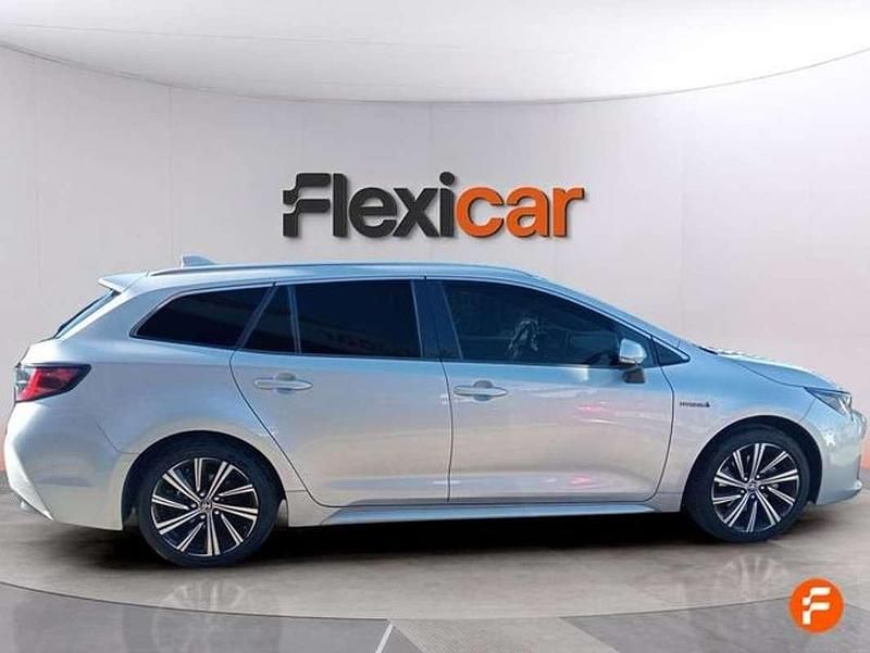 Usado Toyota Corolla Style 180 CV (132 kW) 2021 Gris Berlina