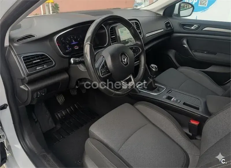 Usado Renault Mégane II Equilibre 140 CV (102 kW) 2023 Blanco Berlina