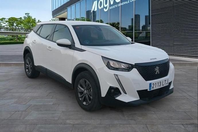 Usado Peugeot 2008 Active 110 CV (80 kW) 2021 SUV