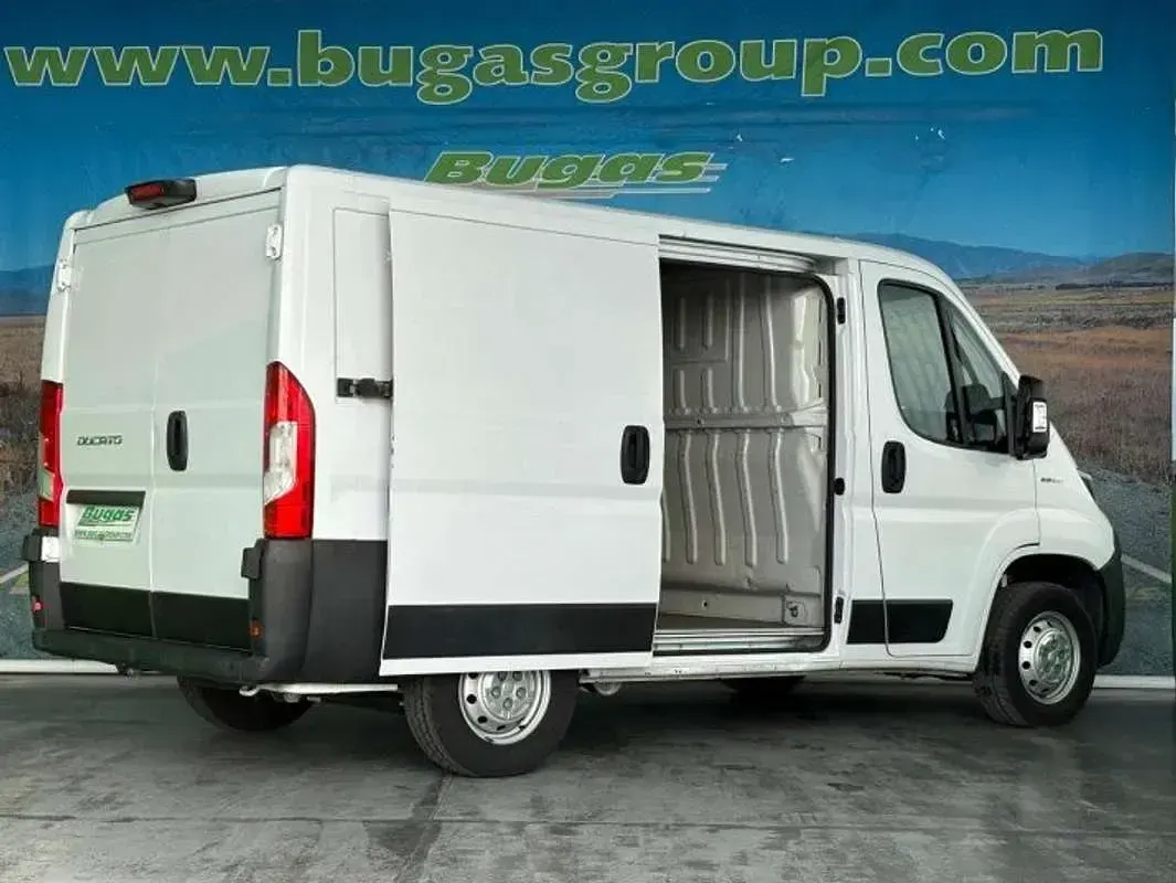 Usado Fiat Ducato Easy 120 CV (88 kW) 2020 Blanco Van