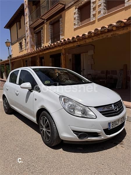 Usado Opel Corsa Cosmo 90 CV (66 kW) 2010 Blanco Berlina