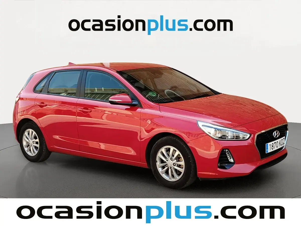 Usado Hyundai i30 120 CV (88 kW) 2017 Rojo Utilitario