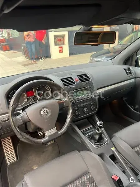 Usado VW Golf IV GTI 200 CV (147 kW) 2005 Negro Berlina
