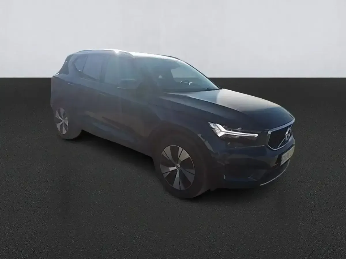 Usado Volvo XC40 Momentum 163 CV (119 kW) 2022 Azul SUV