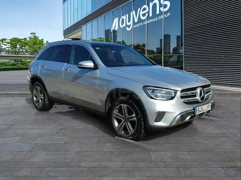 Usado Mercedes GLC300 245 CV (180 kW) 2022 Gris / plata SUV