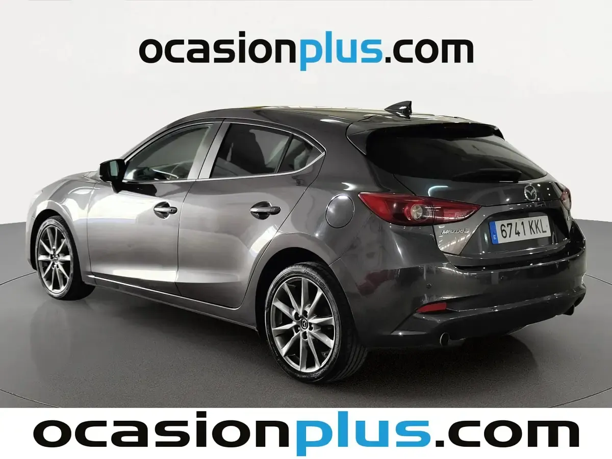 Usado Mazda 3 Edition 150 CV (110 kW) 2018 Gris Utilitario