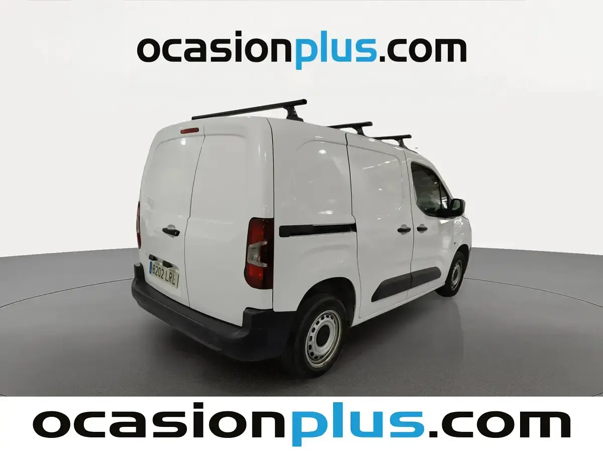 Usado Citroën Berlingo 102 CV (75 kW) 2021 Blanco Monovolumen