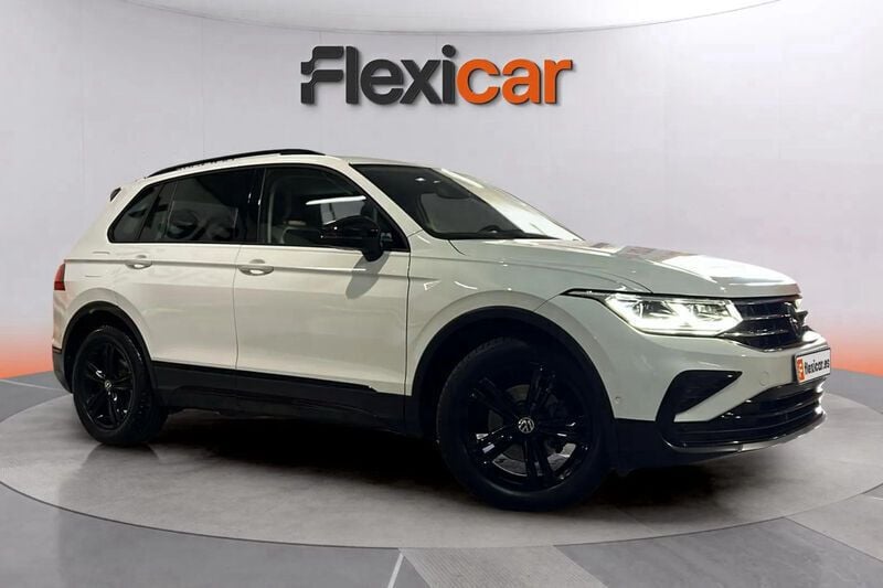 Blanco Usado 2022 VW Tiguan Life SUV | 24.990 € (Buen precio) - Imagen 1/4