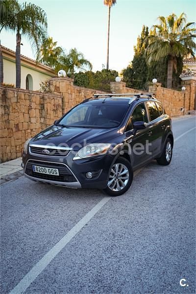 Usado Ford Kuga Titanium 136 CV (100 kW) 2008 Negro SUV