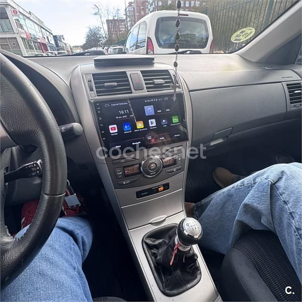 Negro Usado 2009 Toyota Corolla Luna Berlina | 7700 € - Imagen 1/4