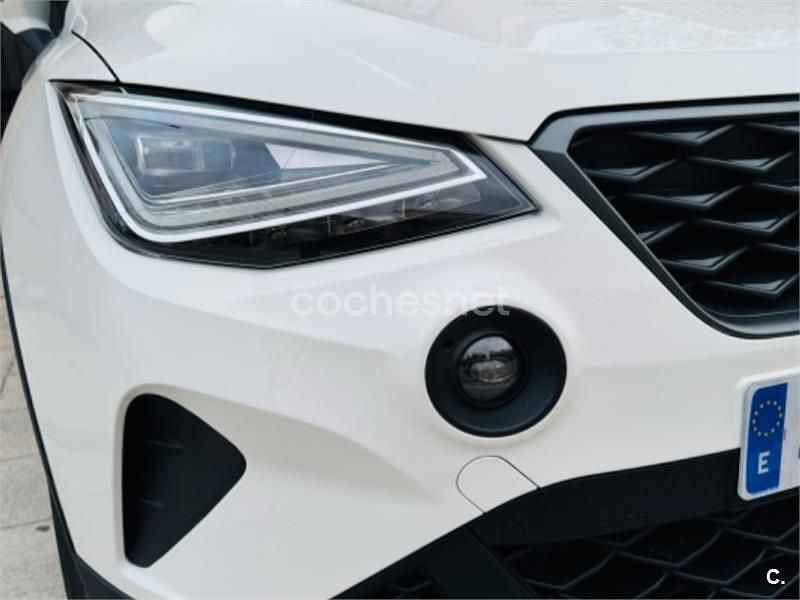 Usado Seat Arona Xperience 115 CV (84 kW) 2025 Blanco SUV