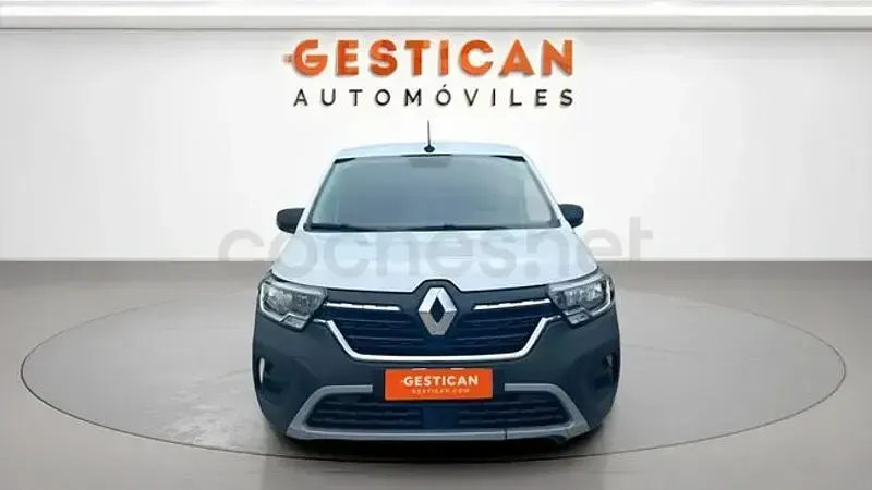 Usado Renault Kangoo 105 CV (77 kW) 2022 Blanco Monovolumen